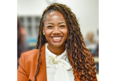 Nicole Caldwell headshot